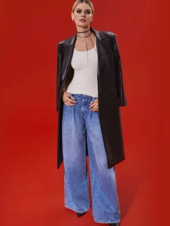 Women Alice and Olivia Anders Low Rise Pleated Jean