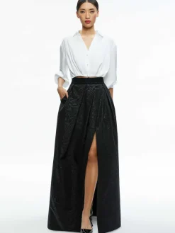 Women Alice and Olivia Pierre Pleated Back Button Down