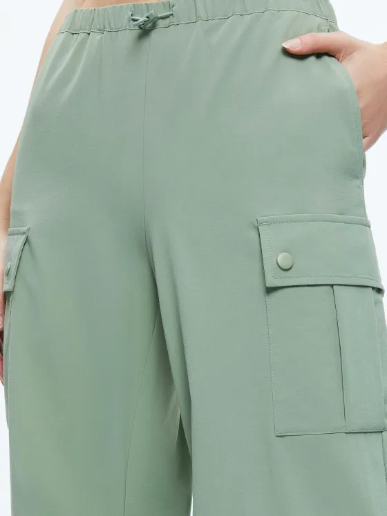 Women Alice and Olivia Shara Mid Rise Parachute Cargo Pants