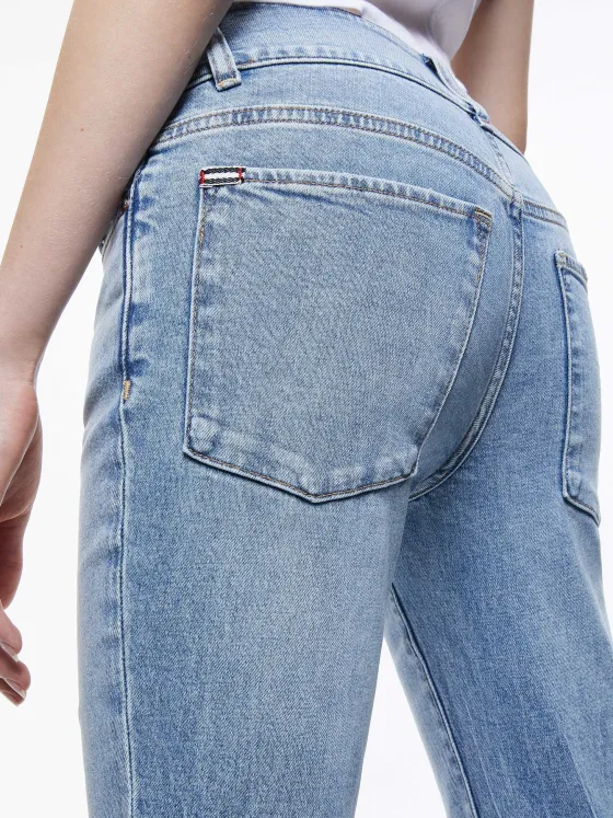 Women Alice and Olivia Stacey Low Rise Bell Bottom Jean