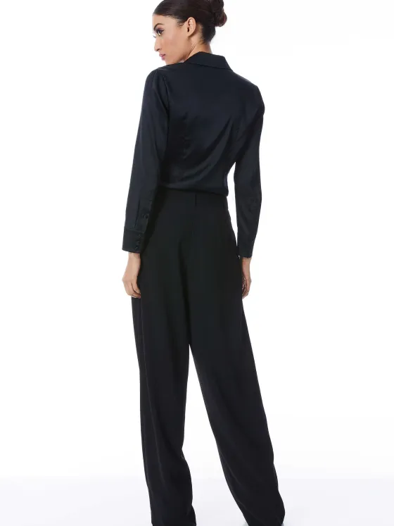 Women Alice and Olivia Willa Fitted Placket Top