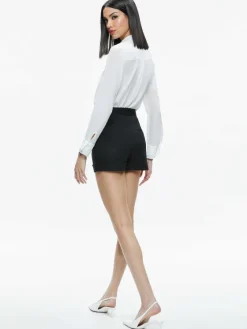 Women Alice and Olivia Willa Relaxed Placket Top With Piping Detail